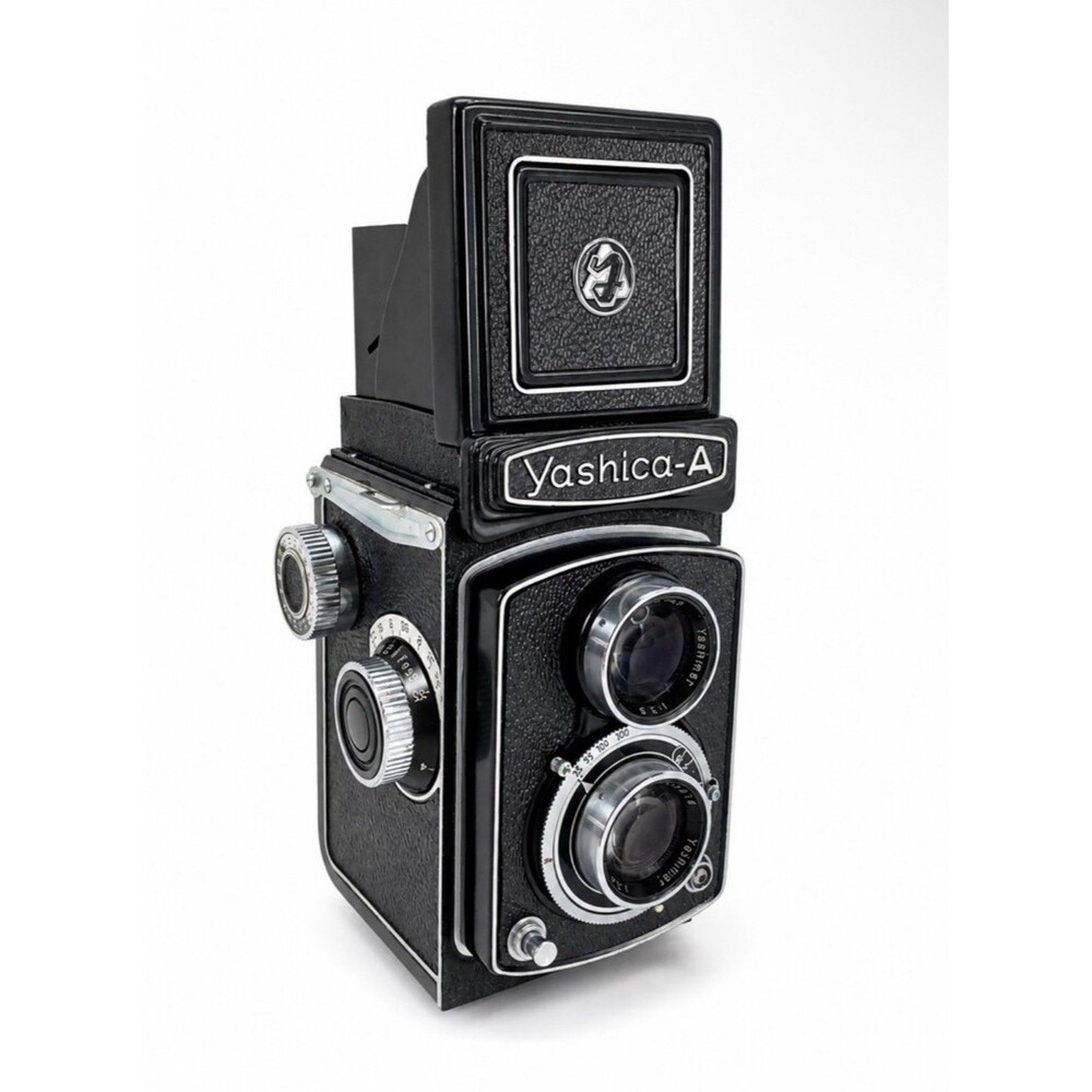 Yashica-A Twin Lens Reflex Medium Format Film Camera w/80mm f3.5 Lens-Nice